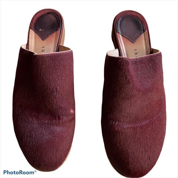 Theory calf hair mules firry fuzzy burgundy wine 8.5 - Picture 1 of 9